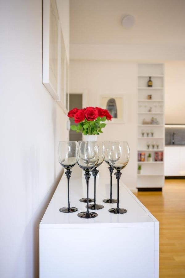 Апартаменти Flexible Selfcheckins 49 - Zagreb - Parking - New - Luxury Екстер'єр фото